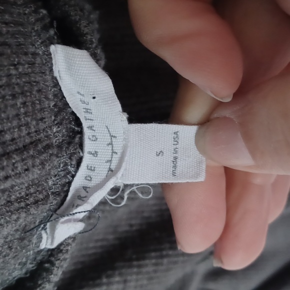 GRADE & GATHER knit fitted jogger in dark gray,  sz S - Picture 7 of 8